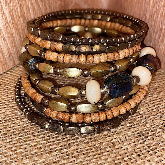 Artisan Jewelry - Women’s Bohemian Nine Layer Spiral Brown Tones Color Bracelet.